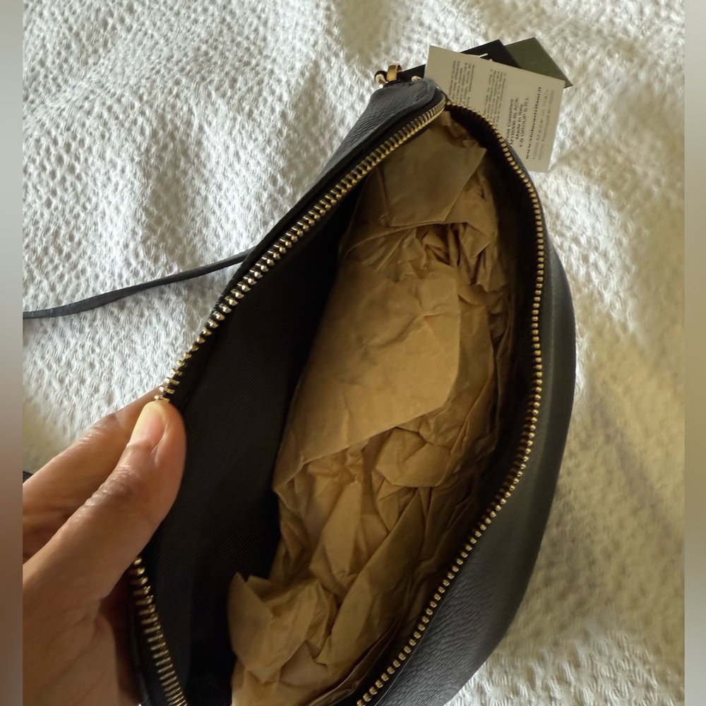 Viola Castellini Black Leather Crossbody Bag - Picture 5 of 5